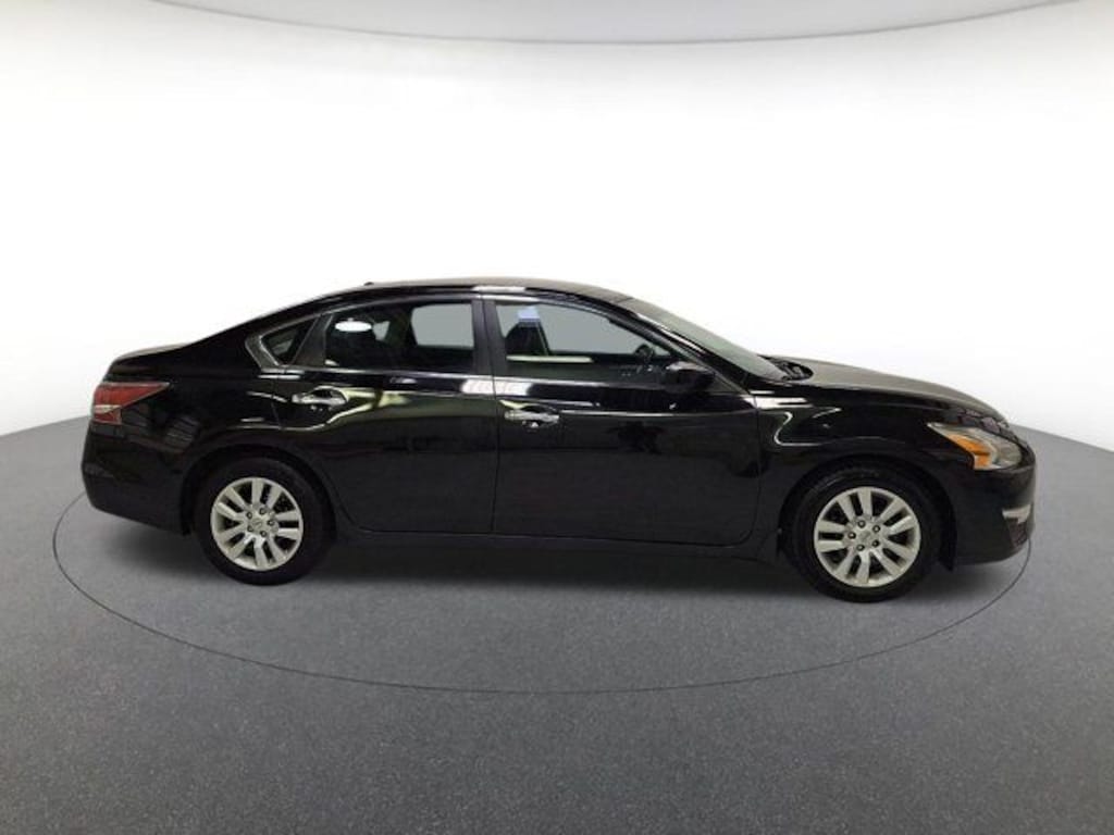 Used 2015 Nissan Altima 2.5 S Sedan
