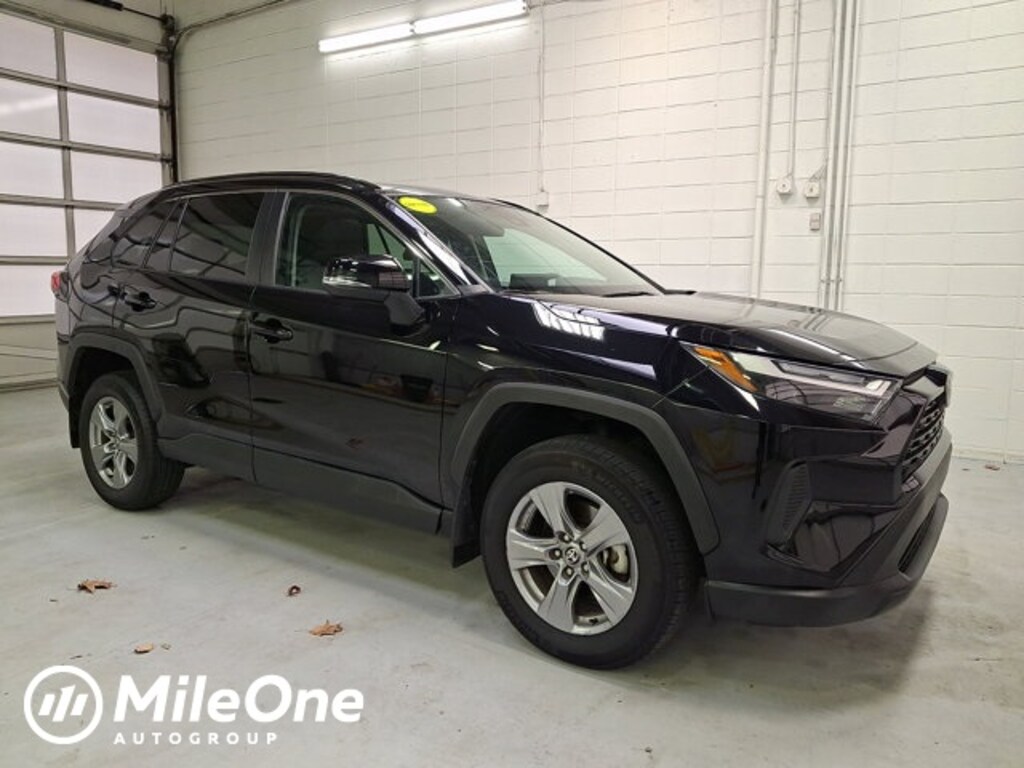 Used 2022 Toyota RAV4 XLE SUV