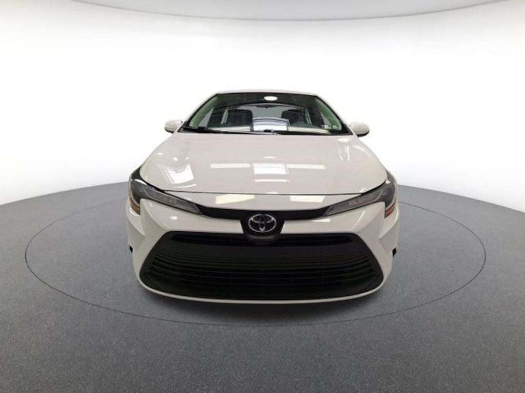 Used 2024 Toyota Corolla LE Sedan