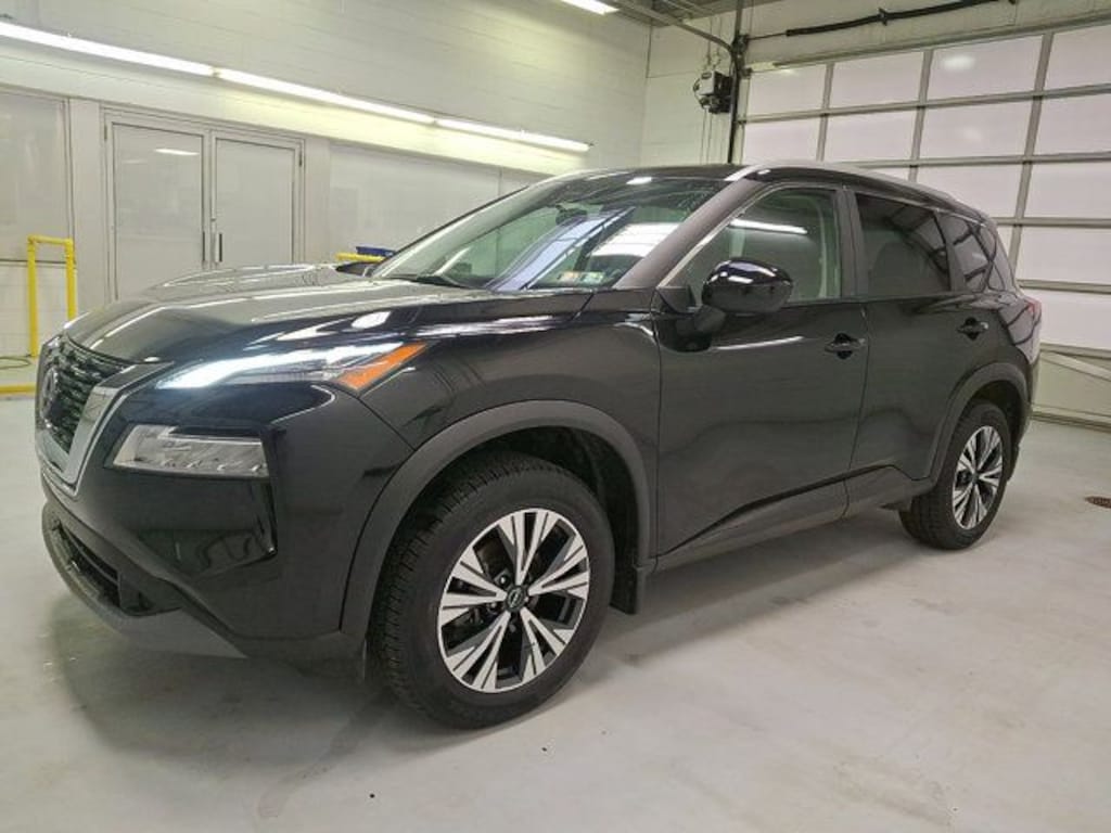 Used 2023 Nissan Rogue SV SUV