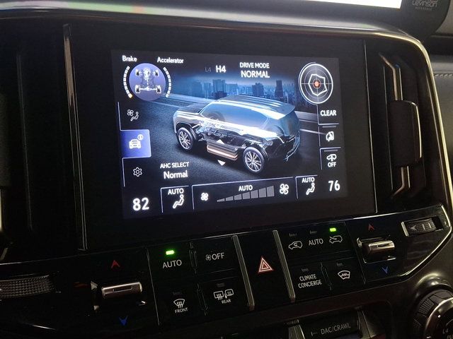 2023 Lexus LX F-Sport - Photo 17