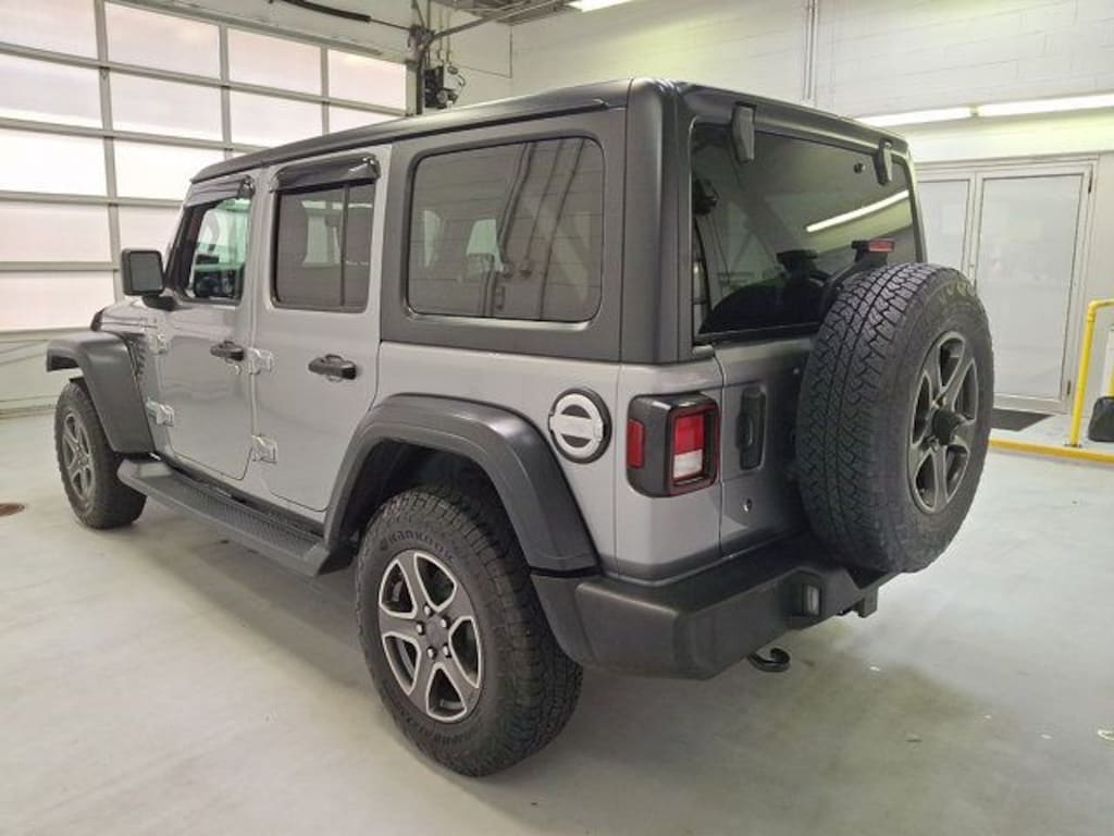 Used 2018 Jeep Wrangler Unlimited Sport S SUV