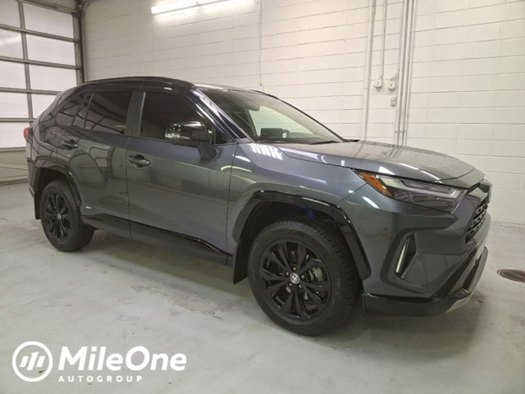 Used 2024 Toyota RAV4 Hybrid XSE SUV