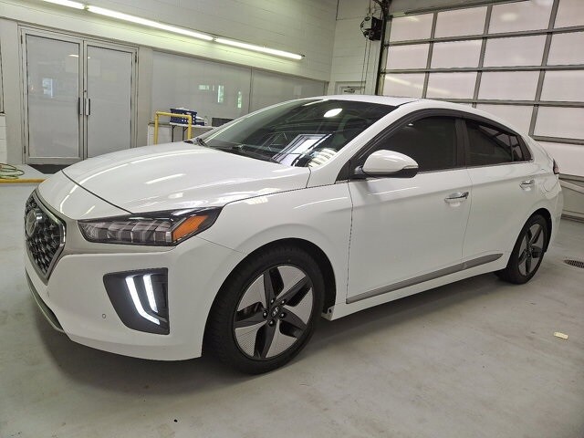 2022 Hyundai Ioniq Limited photo 3