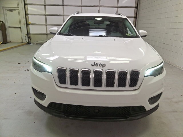2021 Jeep Cherokee Latitude Lux photo 2
