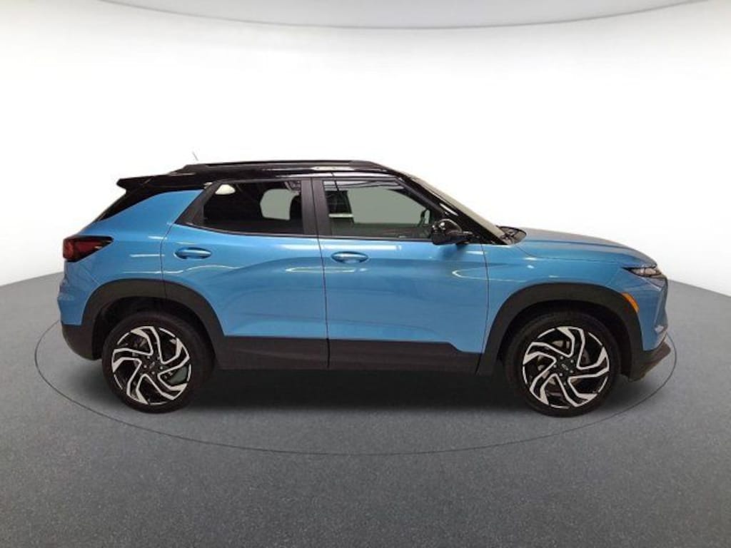 Used 2025 Chevrolet Trailblazer RS SUV
