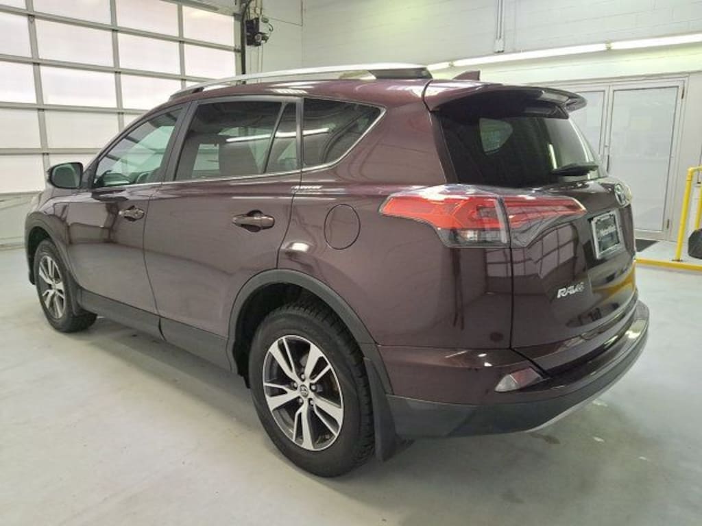 Used 2017 Toyota RAV4 XLE SUV