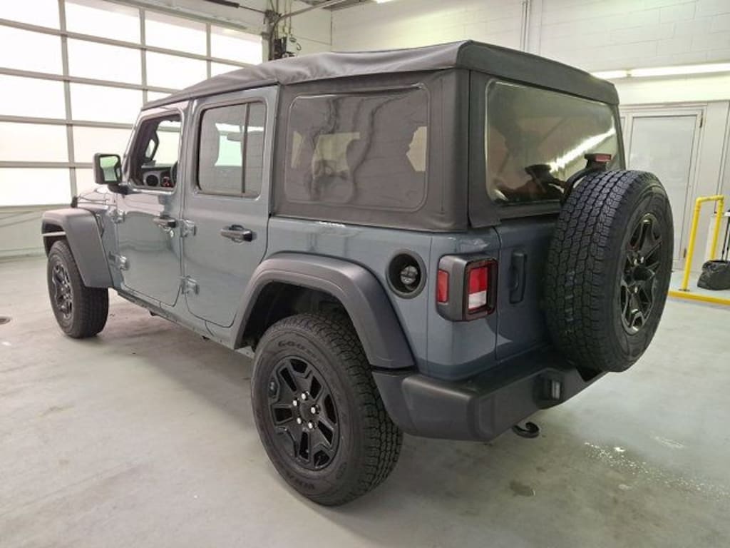 Used 2025 Jeep Wrangler Sport SUV