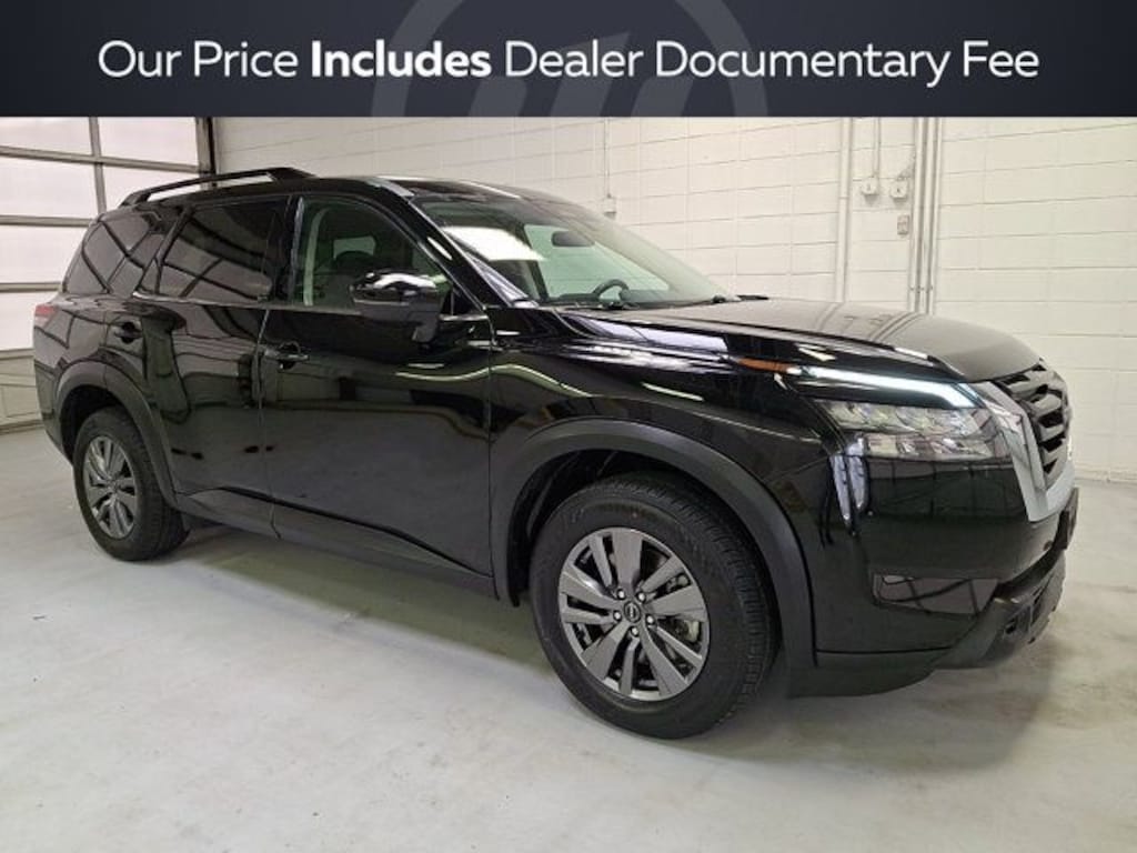 Used 2025 Nissan Pathfinder SV SUV