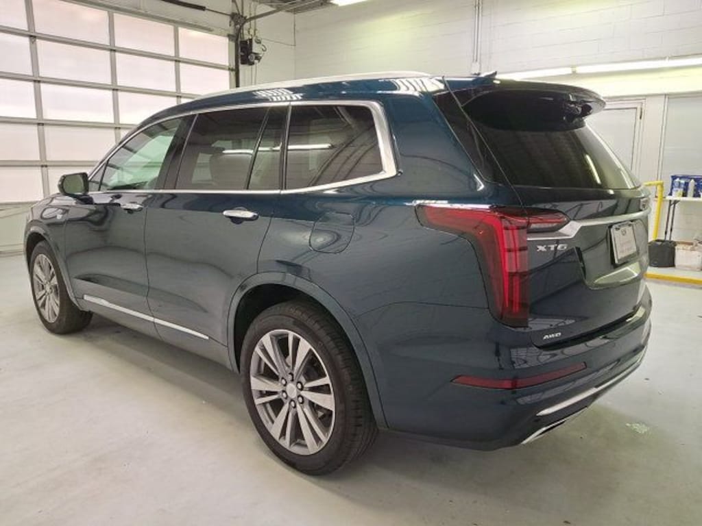 Used 2024 CADILLAC XT6 Premium Luxury SUV