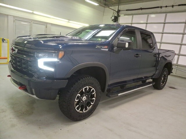 2022 Chevrolet Silverado 1500 ZR2 photo 3
