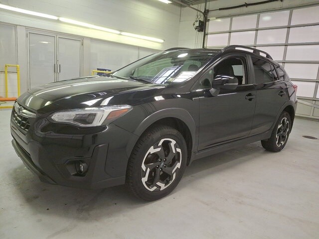 2023 Subaru Crosstrek Limited photo 2