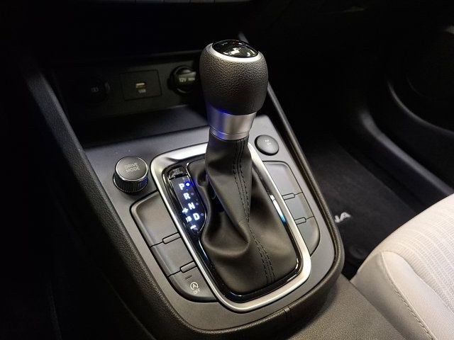 2023 Hyundai Kona SEL - Photo 16