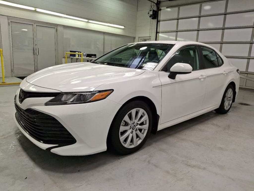 Used 2019 Toyota Camry LE Sedan