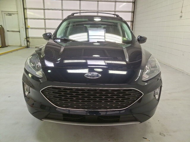 2021 Ford Escape SEL photo 2
