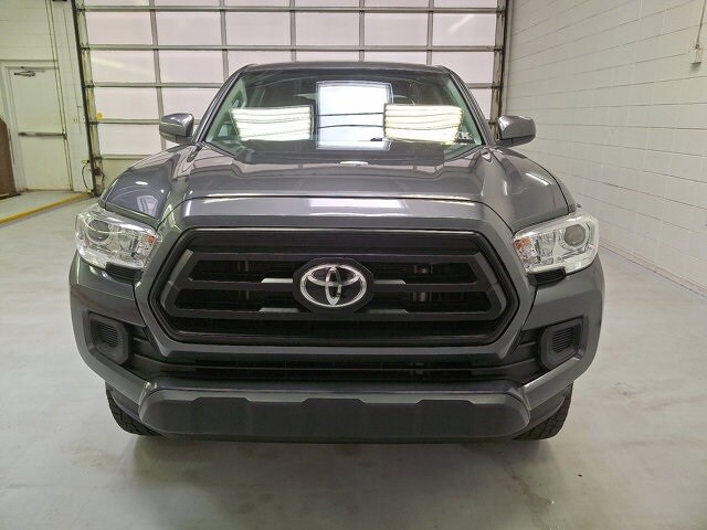 2020 Toyota Tacoma SR photo 2