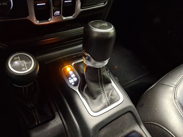 2022 Jeep Wrangler Unlimited Sahara - Photo 16