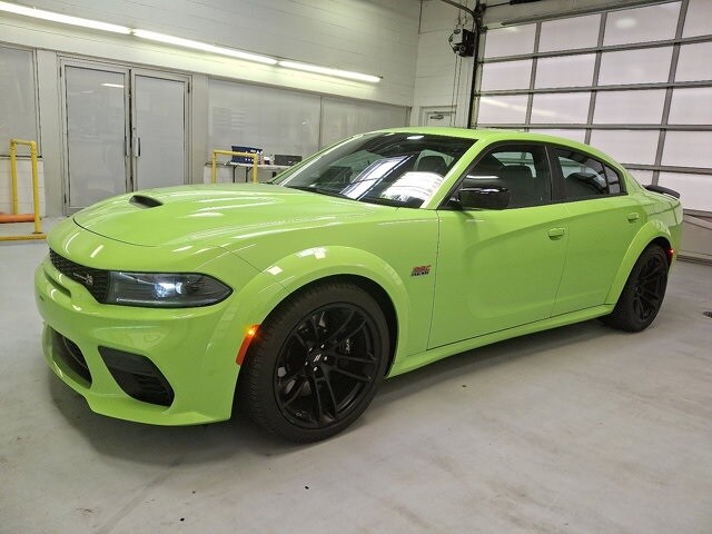 2023 Dodge Charger R/T Scat Pack Widebody photo 3