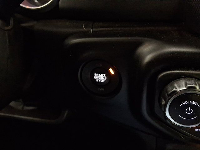 2022 Jeep Wrangler Unlimited Sahara - Photo 25