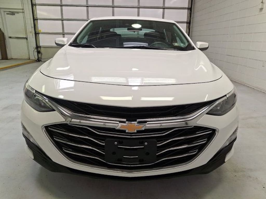 Used 2024 Chevrolet Malibu LT Sedan