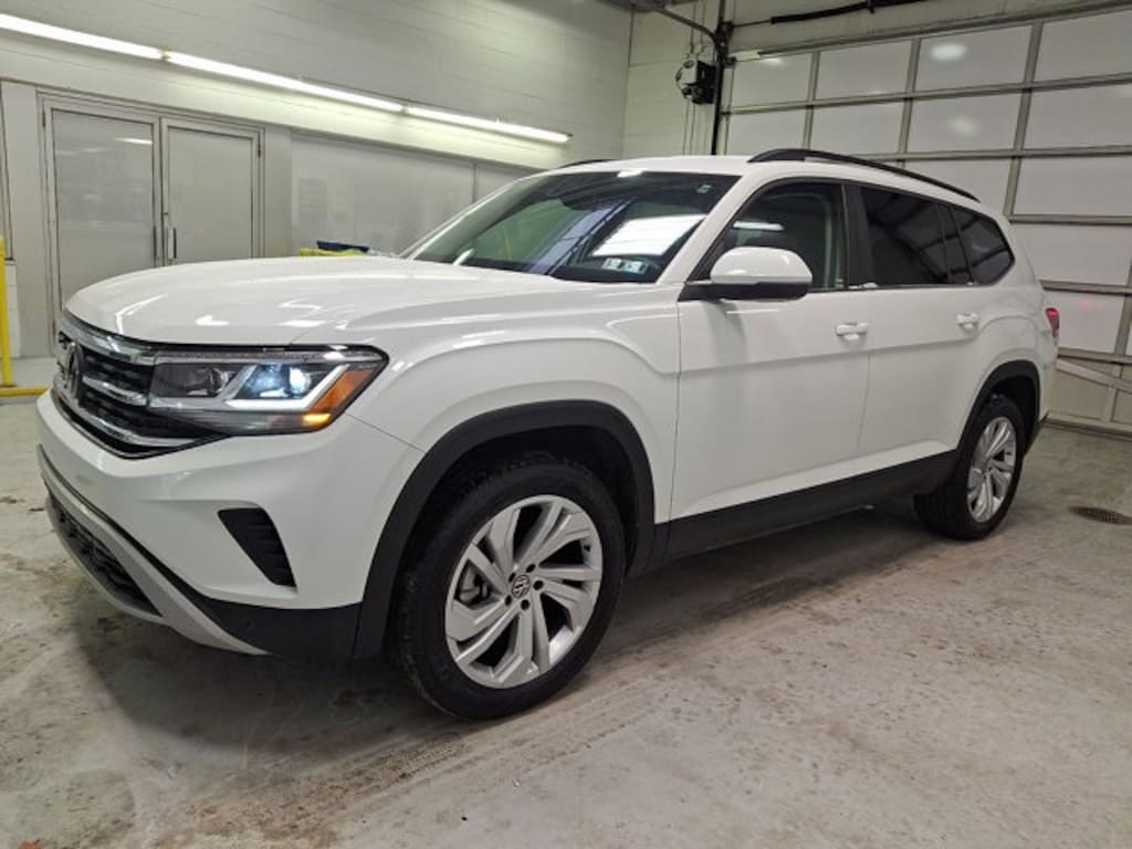 Used 2023 Volkswagen Atlas 2.0T SE w/Technology SUV