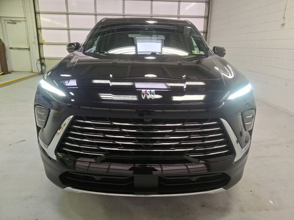 Used 2025 Buick Enclave Preferred SUV