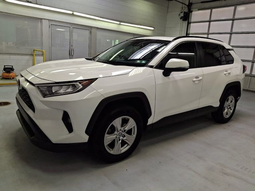 Used 2019 Toyota RAV4 XLE SUV