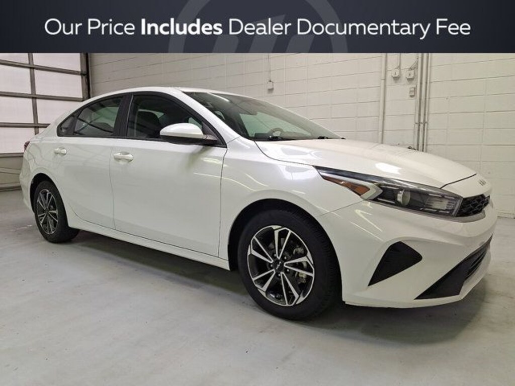 Used 2023 Kia Forte LXS Sedan