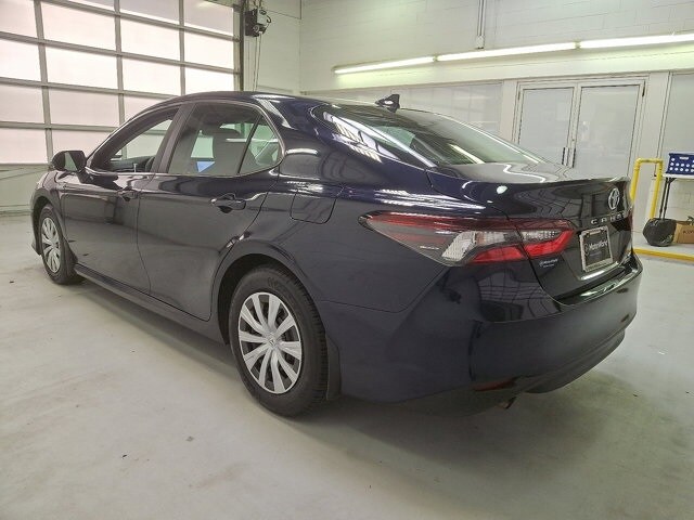 2021 Toyota Camry Hybrid LE photo 4