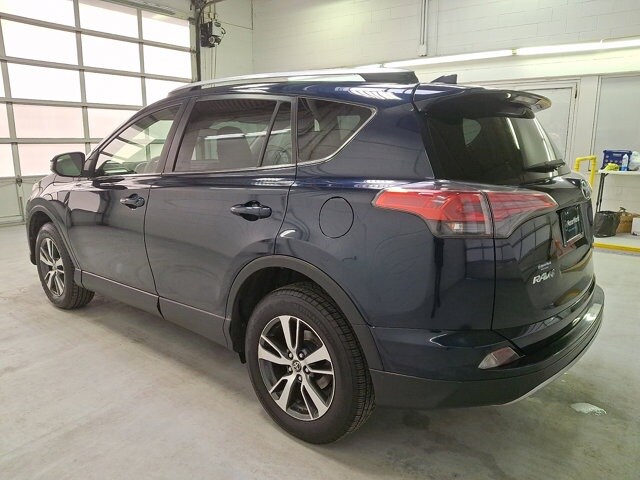 2018 Toyota RAV4 XLE photo 3