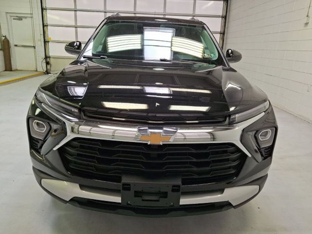 Used 2025 Chevrolet Trailblazer LT SUV