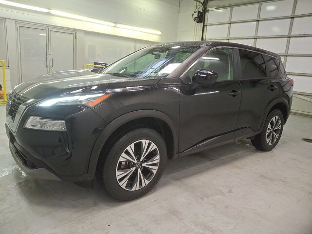 2023 Nissan Rogue SV photo 3