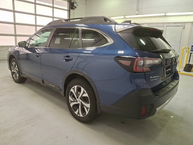 2022 Subaru Outback Limited photo 4