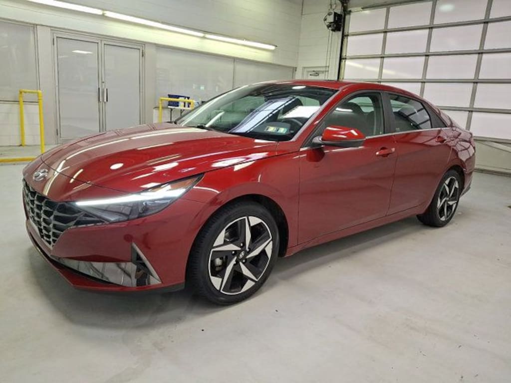 Used 2023 Hyundai Elantra Limited Sedan