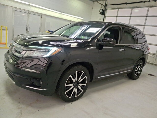 2019 Honda Pilot Elite photo 2