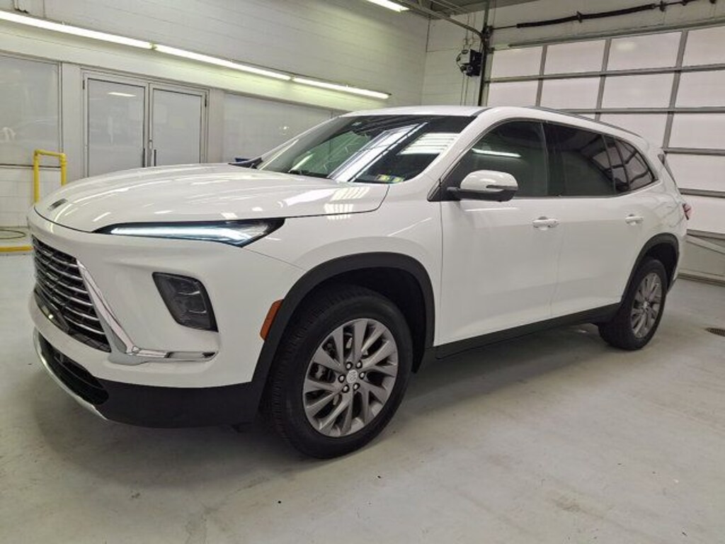 Used 2026 Buick Enclave Preferred SUV