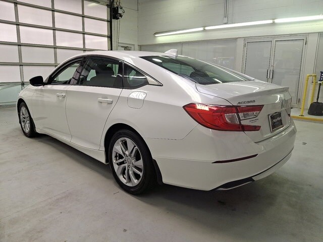 2019 Honda Accord LX photo 4