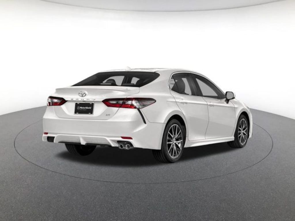 Used 2024 Toyota Camry SE Sedan