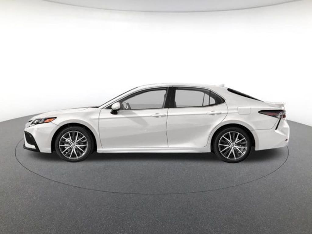Used 2024 Toyota Camry SE Sedan