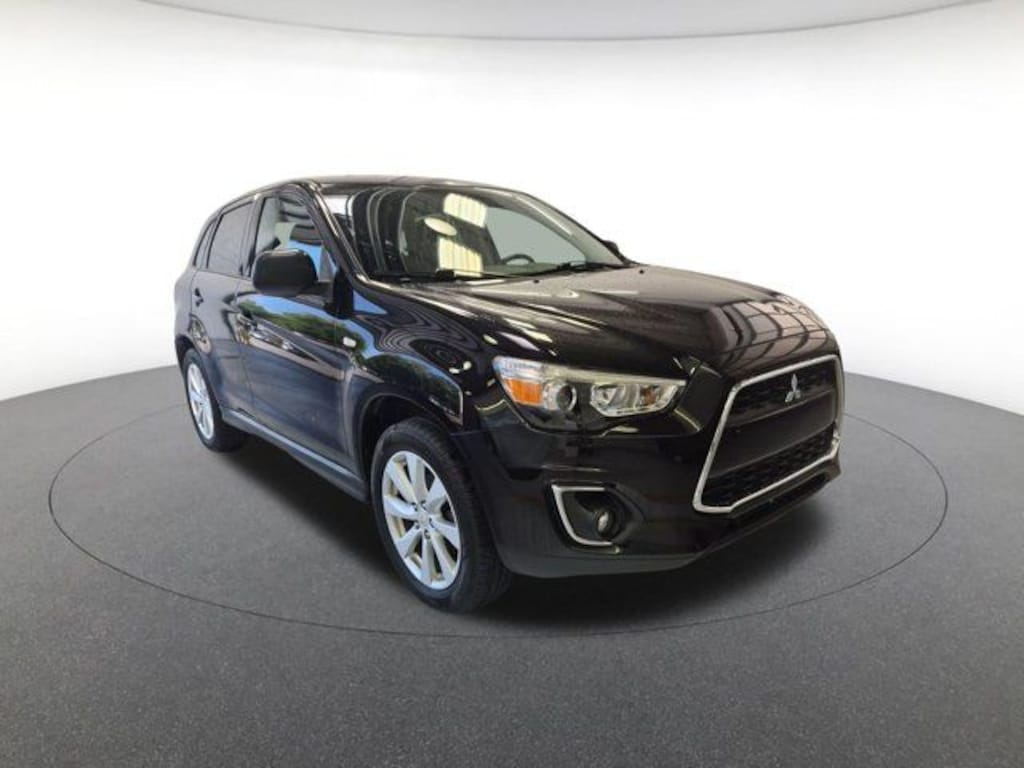 Used 2015 Mitsubishi Outlander Sport ES SUV