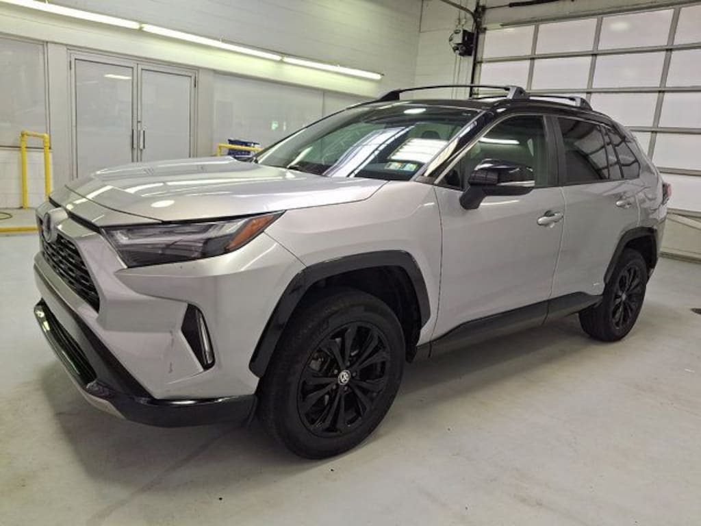 Used 2022 Toyota RAV4 Hybrid XSE SUV