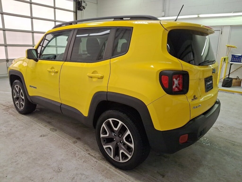 Used 2016 Jeep Renegade Latitude SUV