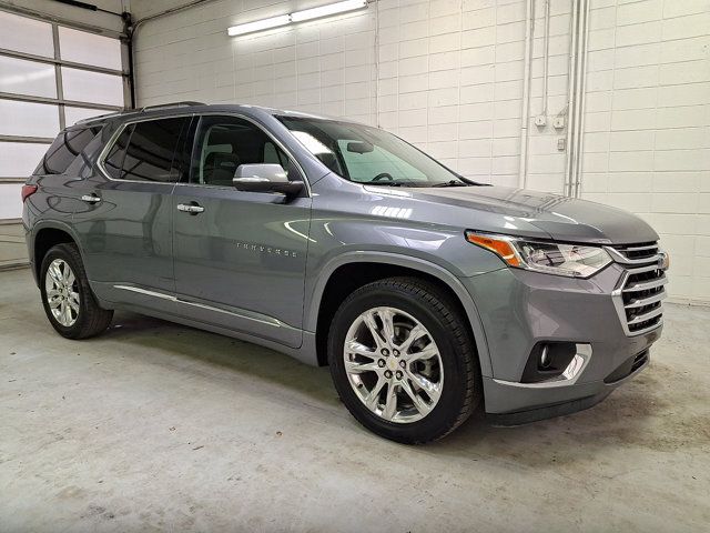 2021 Chevrolet Traverse AWD High Country's photo
