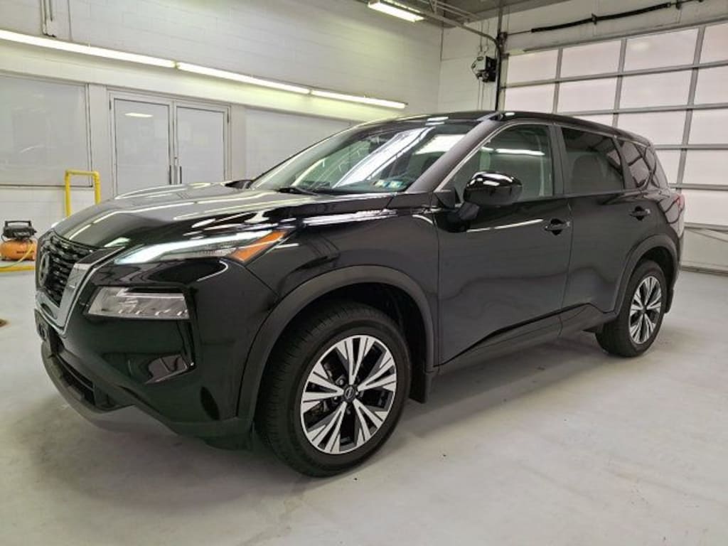 Used 2023 Nissan Rogue SV SUV