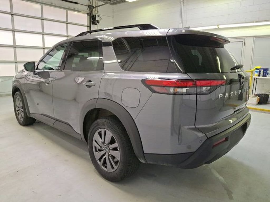 Used 2024 Nissan Pathfinder SV SUV