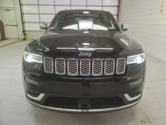2017 Jeep Grand Cherokee Summit photo 2