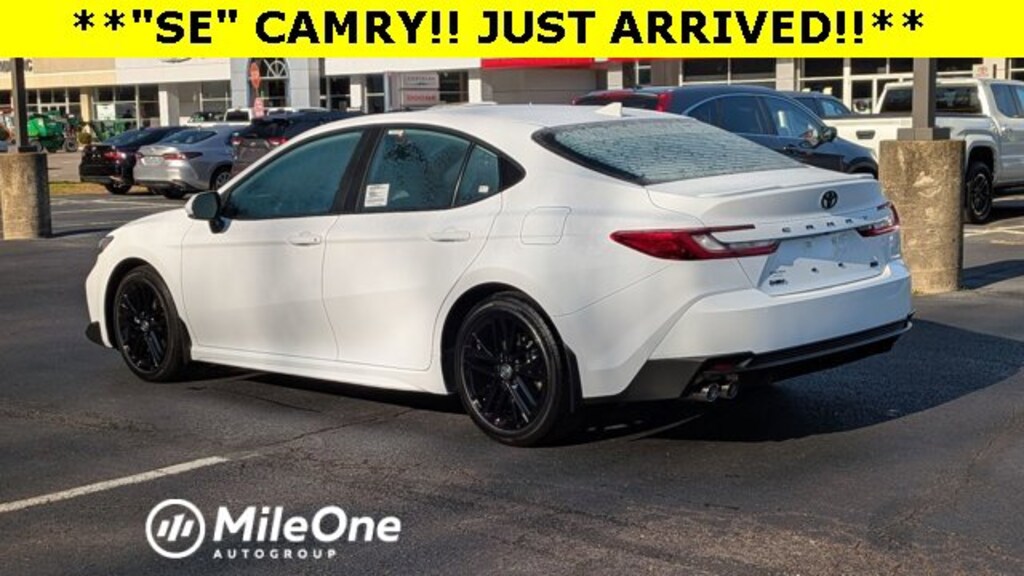 New 2026 Toyota Camry SE Sedan