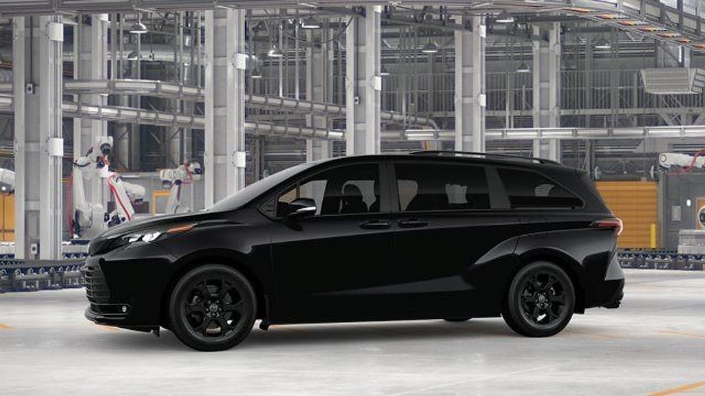New 2026 Toyota Sienna Woodland Edition Van Passenger Van