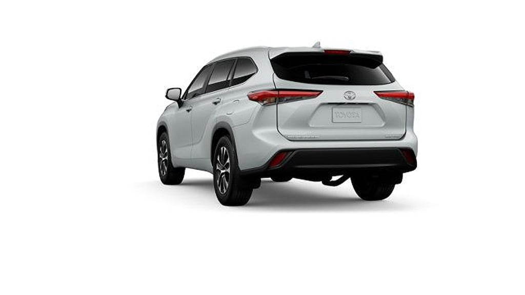 New 2026 Toyota Highlander XLE SUV