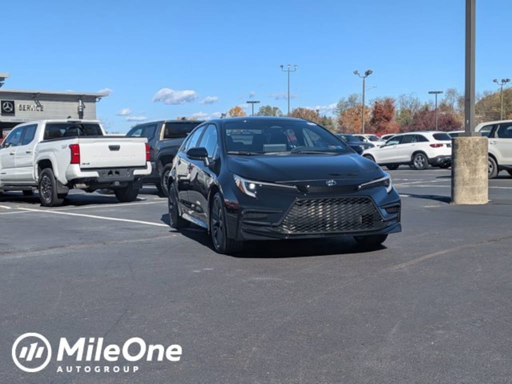 New 2026 Toyota Corolla SE Sedan